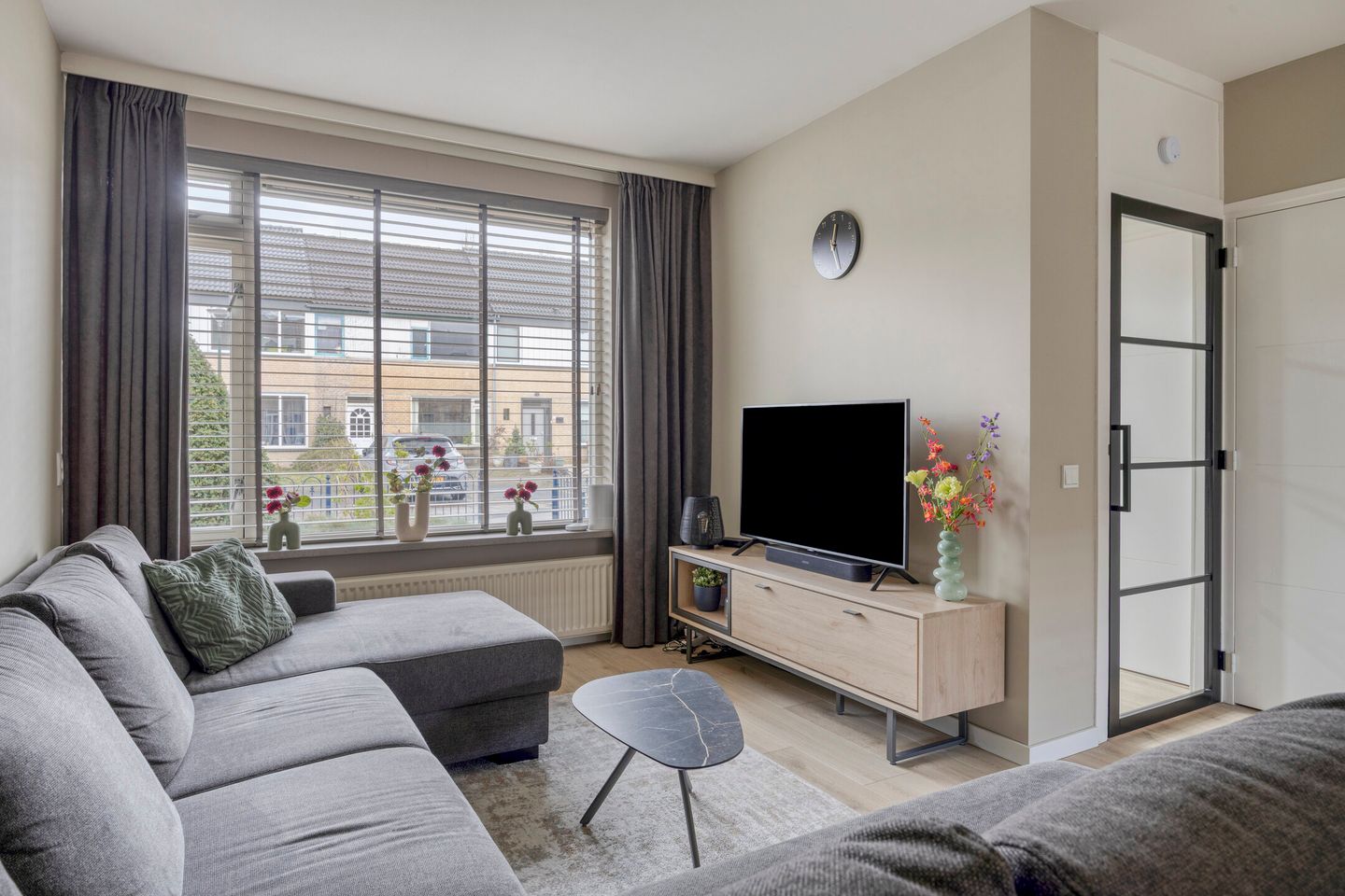 Foto 10 van van den Poelstraat 35