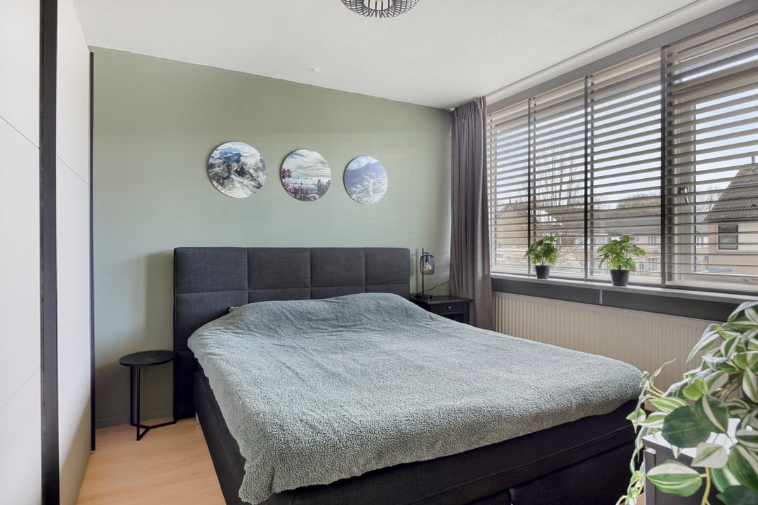 Foto 22 van van den Poelstraat 35