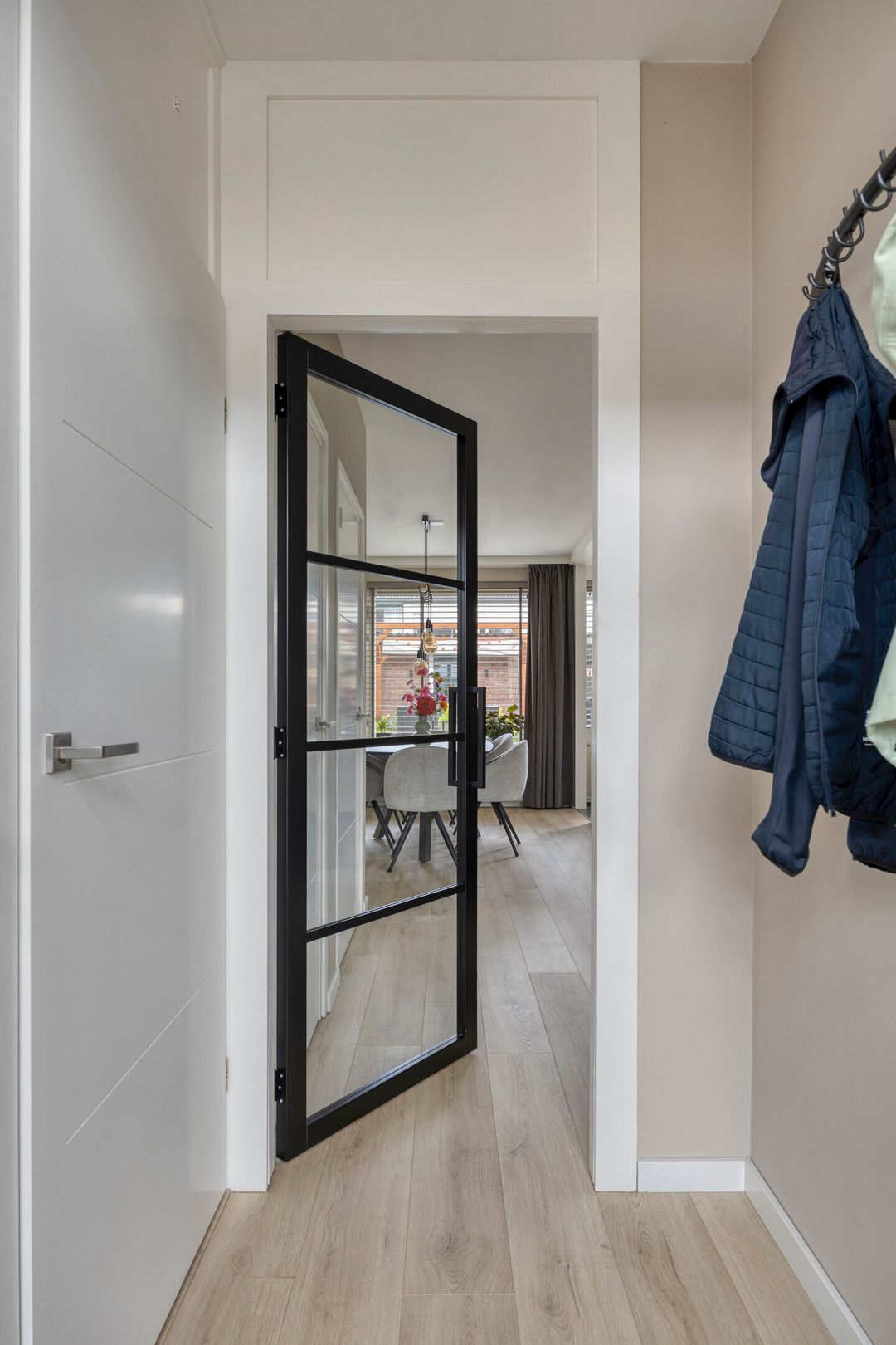 Foto 7 van van den Poelstraat 35