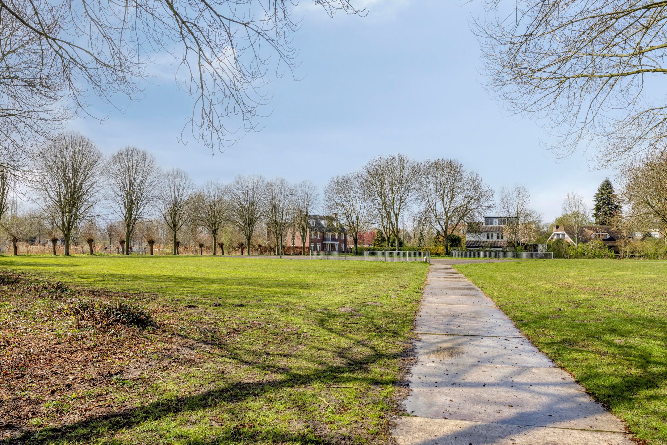 Foto 42 van van den Poelstraat 35