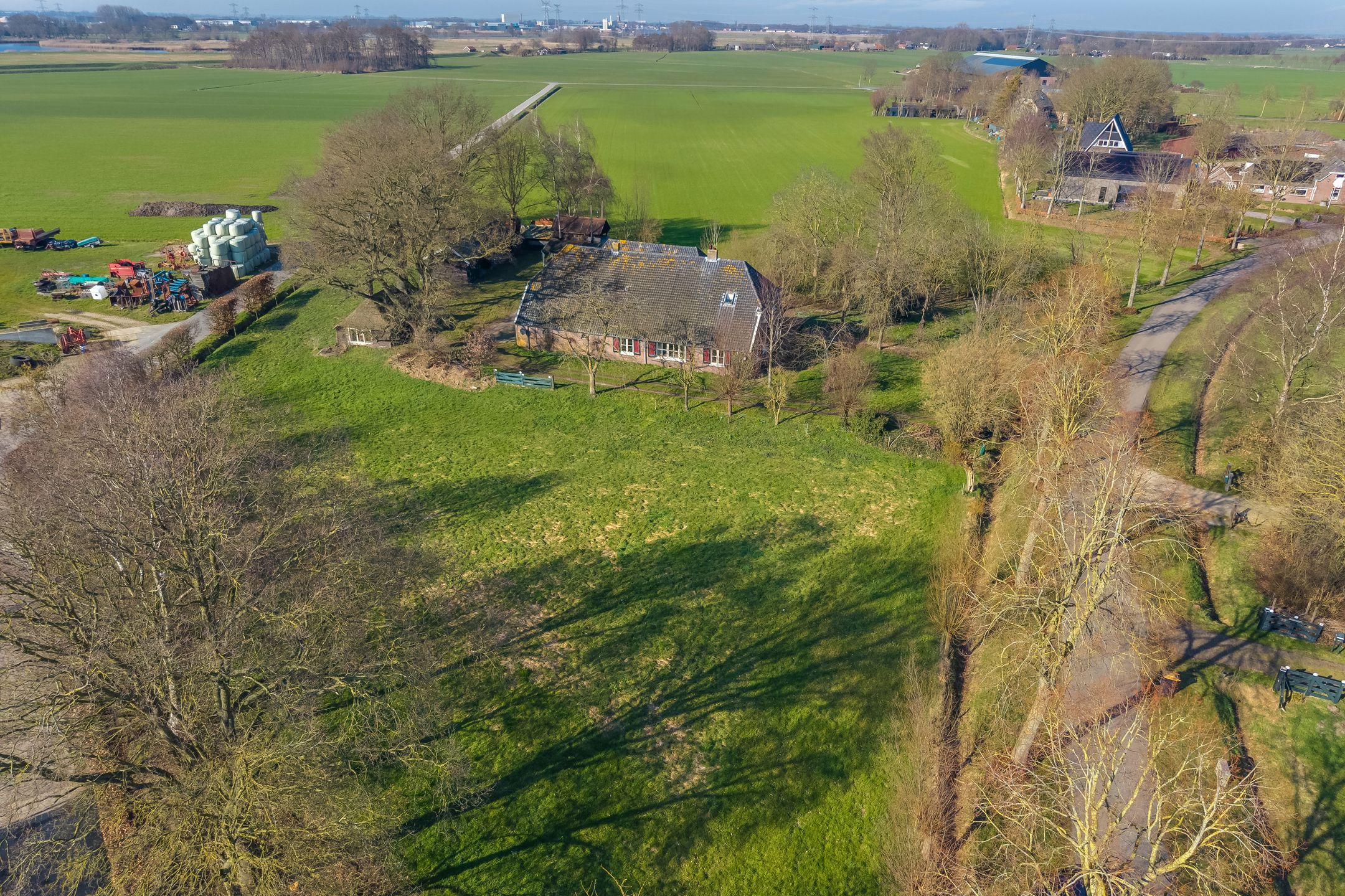 Characteristic Residential Farmhouse with Outbuildings on Spacious Plot Near Hasselt — 109