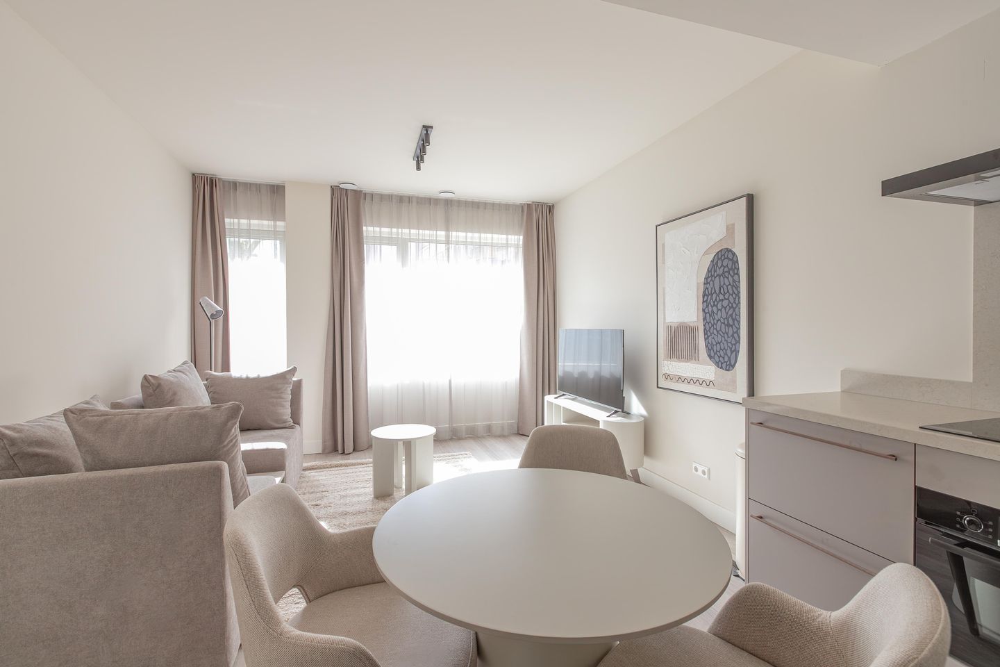 Photo 4 of Mathenesserlaan 208-N