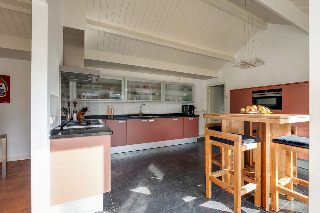 Spacious semi-detached villa on a characteristic tree-lined avenue in Oegstgeest — 21