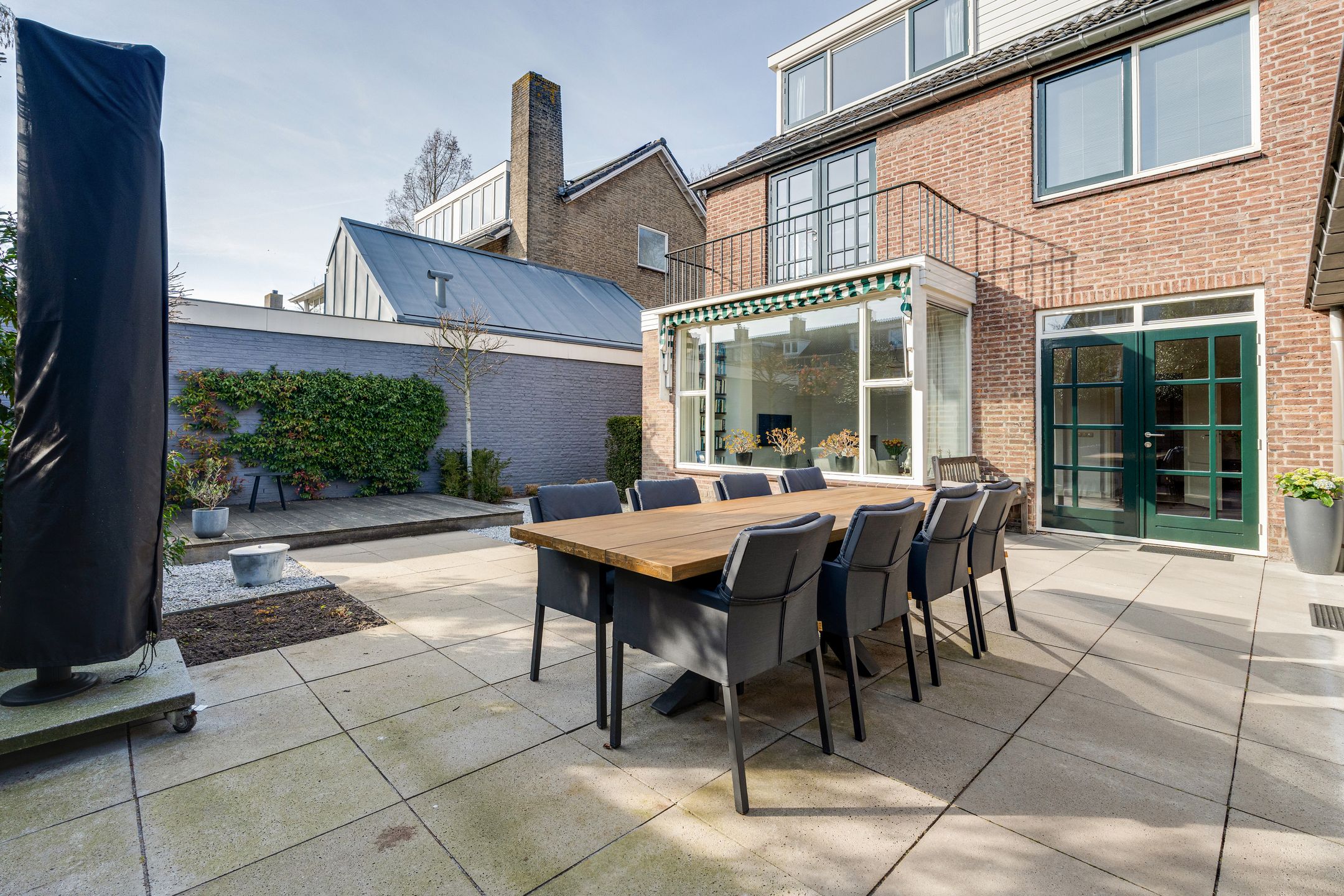 Spacious semi-detached villa on a characteristic tree-lined avenue in Oegstgeest — 24