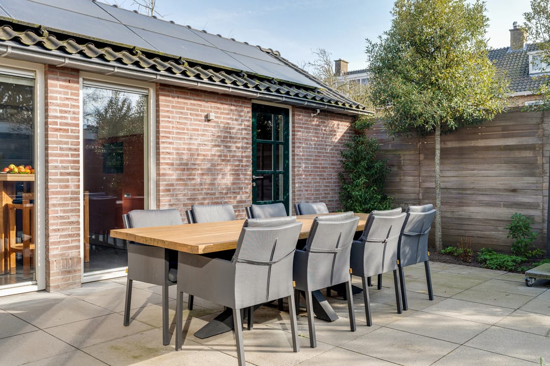 Spacious semi-detached villa on a characteristic tree-lined avenue in Oegstgeest — 28