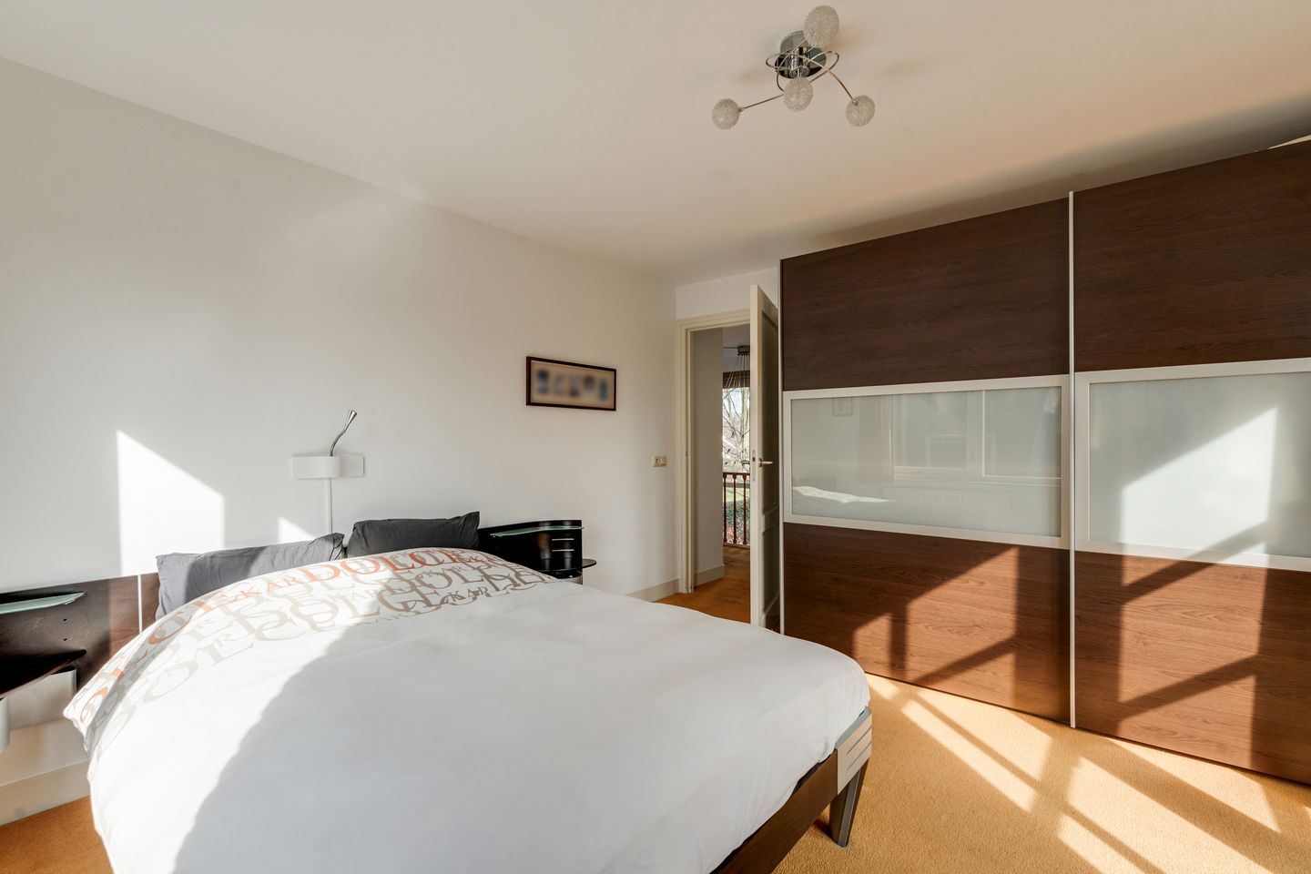 Spacious semi-detached villa on a characteristic tree-lined avenue in Oegstgeest — 41