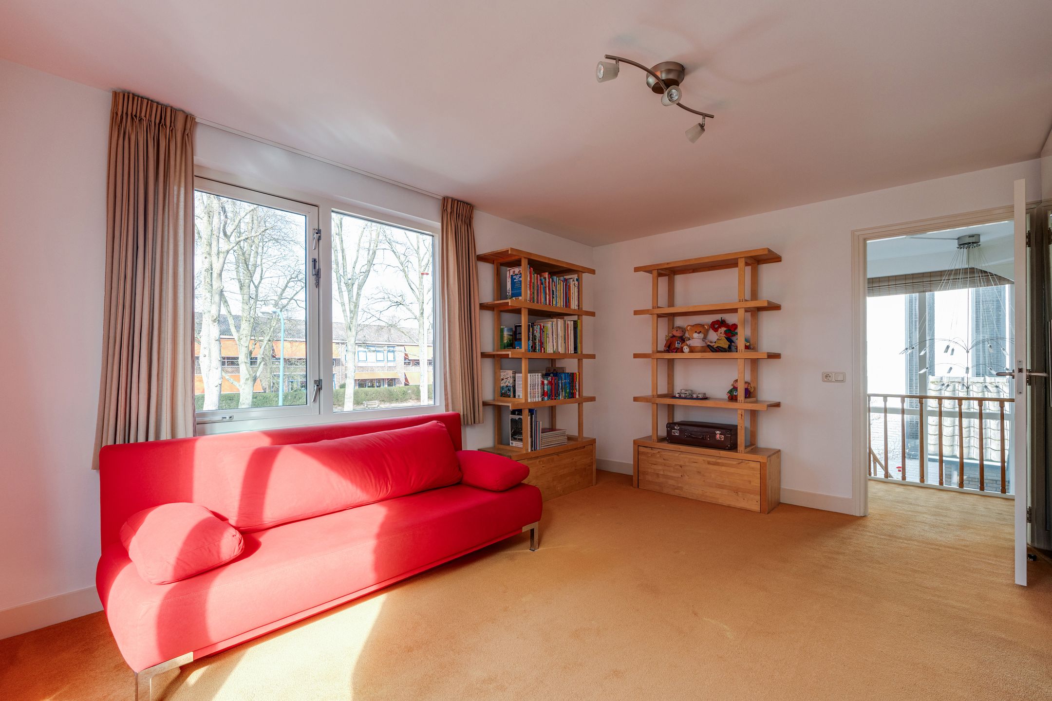 Spacious semi-detached villa on a characteristic tree-lined avenue in Oegstgeest — 45