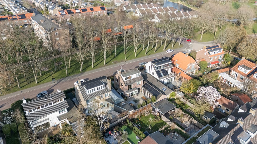 Spacious semi-detached villa on a characteristic tree-lined avenue in Oegstgeest — 65