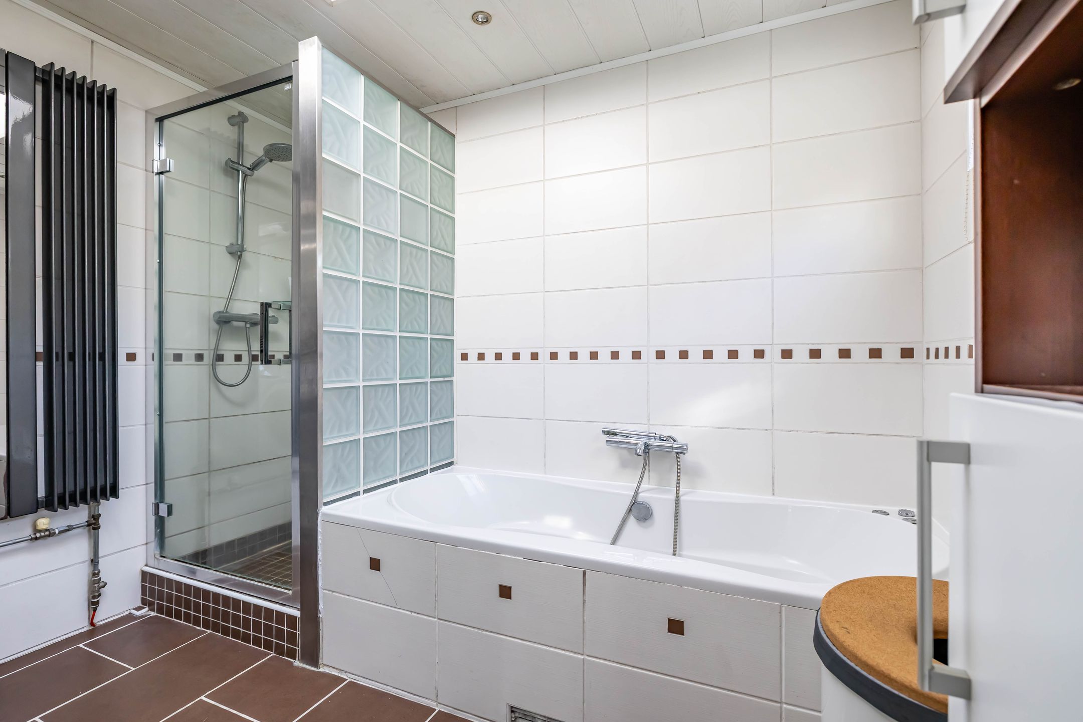Characterful 1920s semi-detached home with modern amenities in Hoogkerk — 18