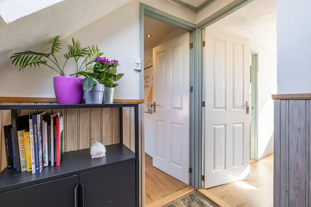 Characterful 1920s semi-detached home with modern amenities in Hoogkerk — 23