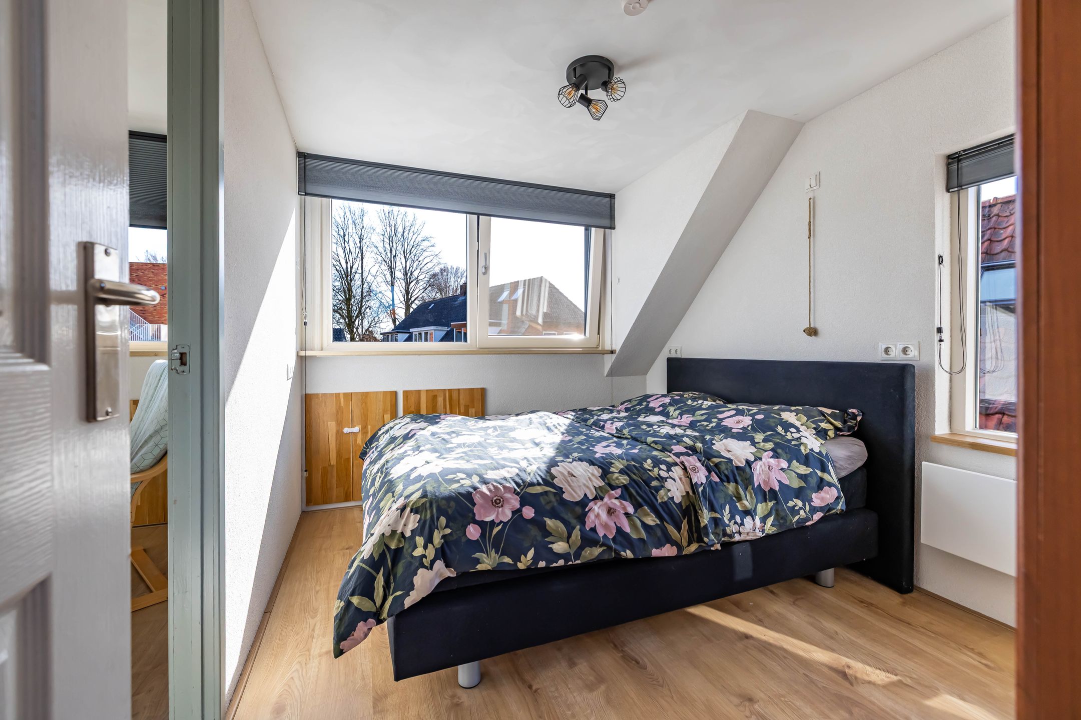 Characterful 1920s semi-detached home with modern amenities in Hoogkerk — 24