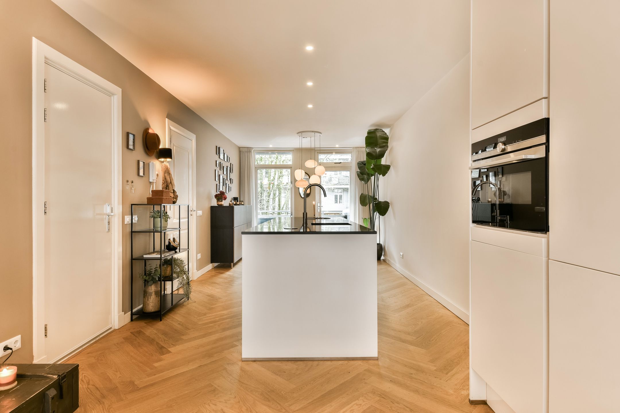 Foto 9 van Madurastraat 16-1