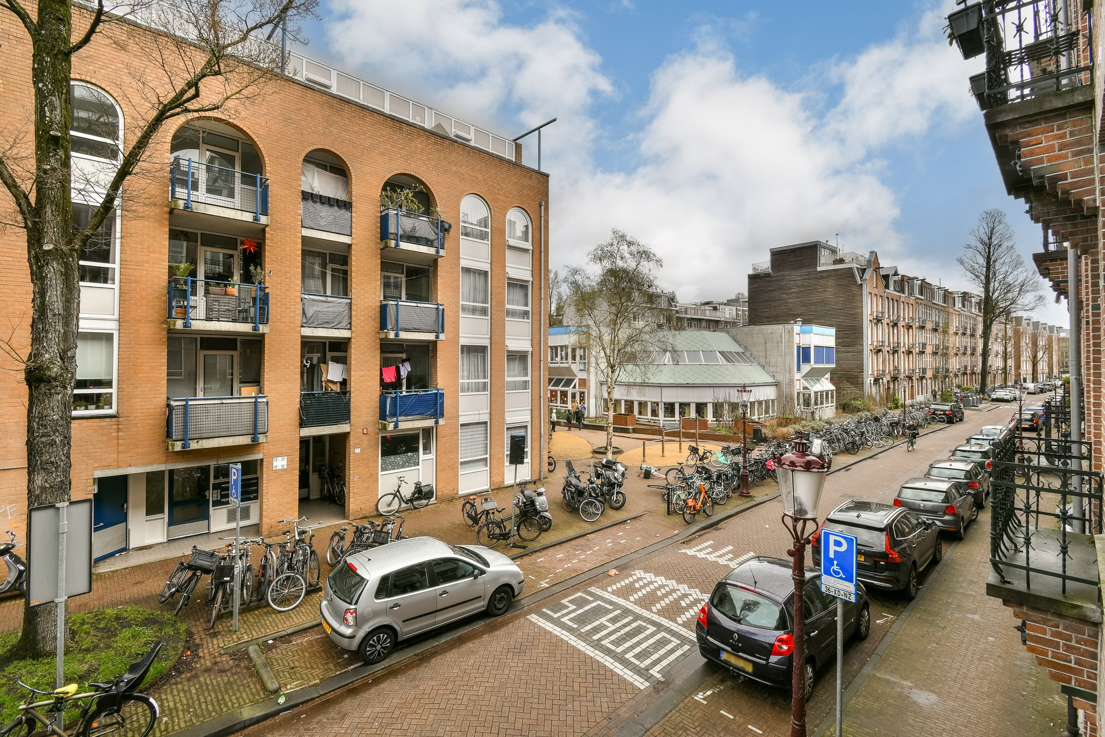 Foto 18 van Madurastraat 16-1