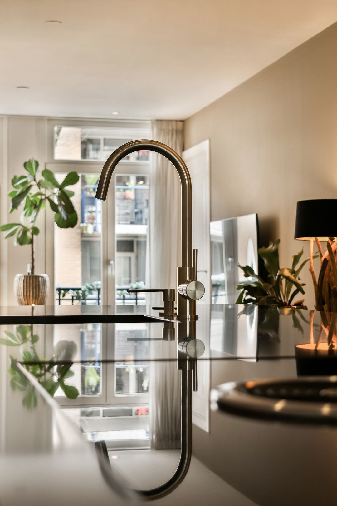 Foto 11 van Madurastraat 16-1