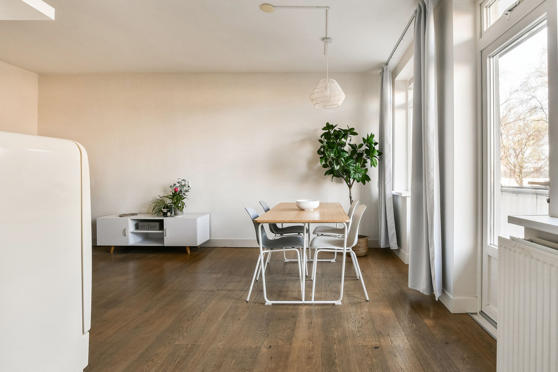 Photo 9 of Van Bossestraat 74-1