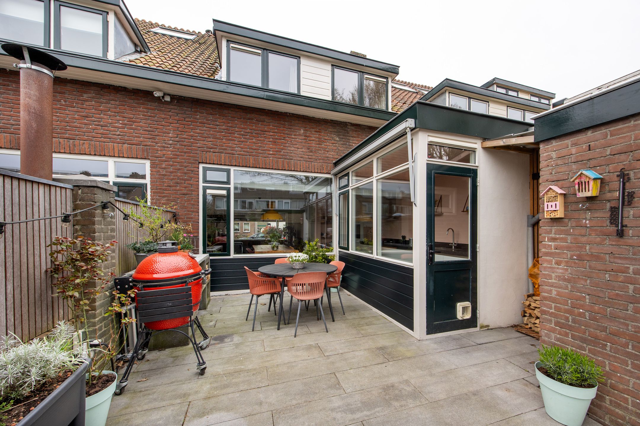 Characterful 1930s terraced house with energy label A in child-friendly Leiden neighborhood — 21