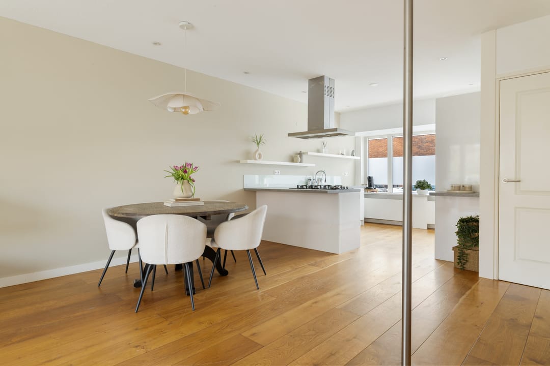 Photo 11 of Geelvinckstraat 81