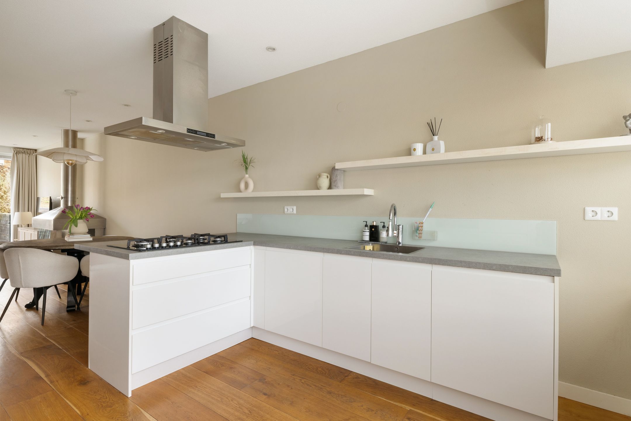 Photo 15 of Geelvinckstraat 81