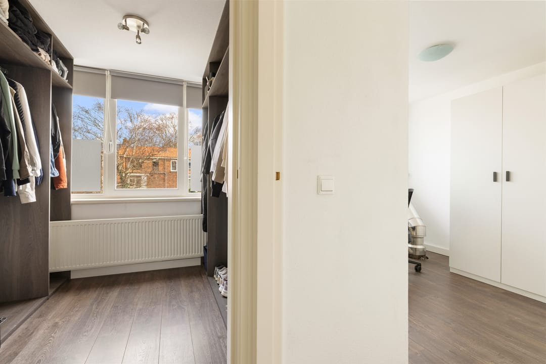 Photo 41 of Geelvinckstraat 81