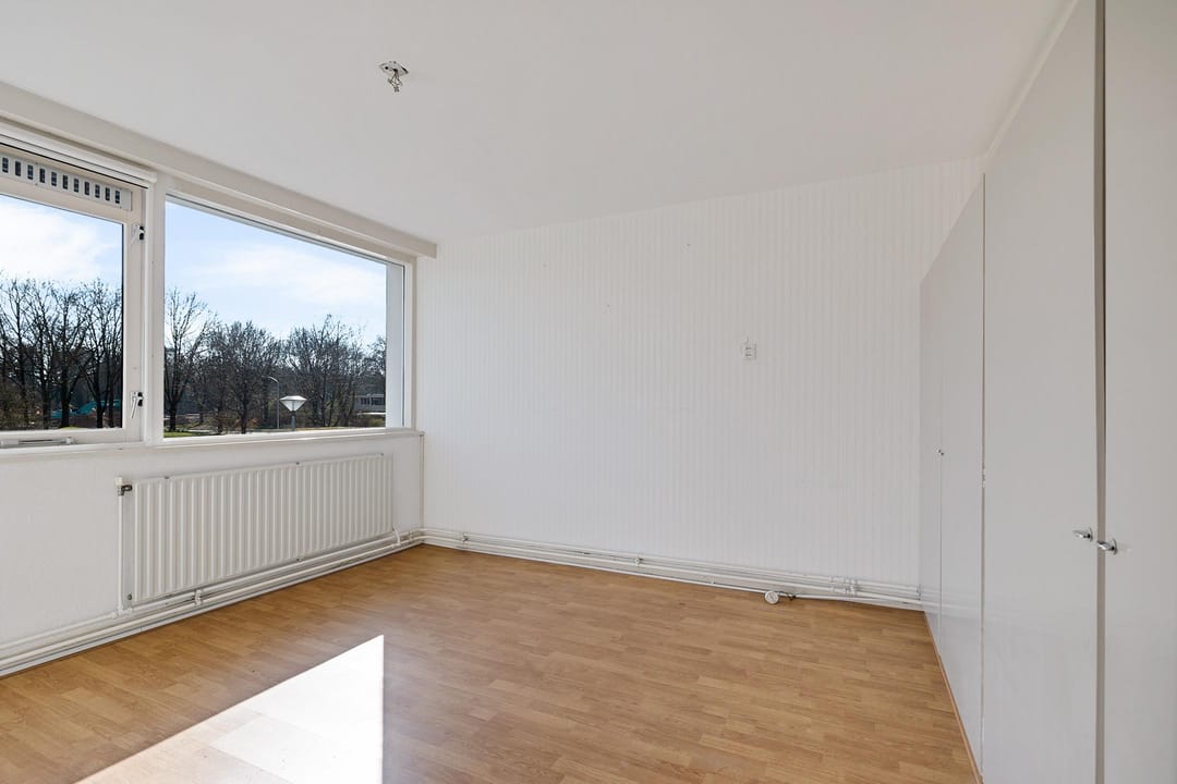 Terraced house in green Emmerhout neighborhood — 13
