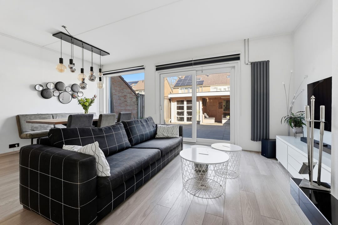 Foto 8 van Girsesland 61