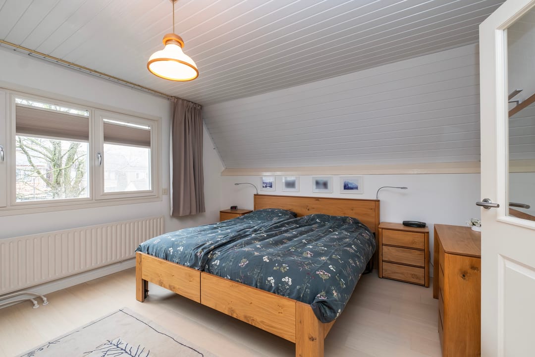 Spacious semi-detached home with ground floor bedroom in Dronten-Zuid — 16