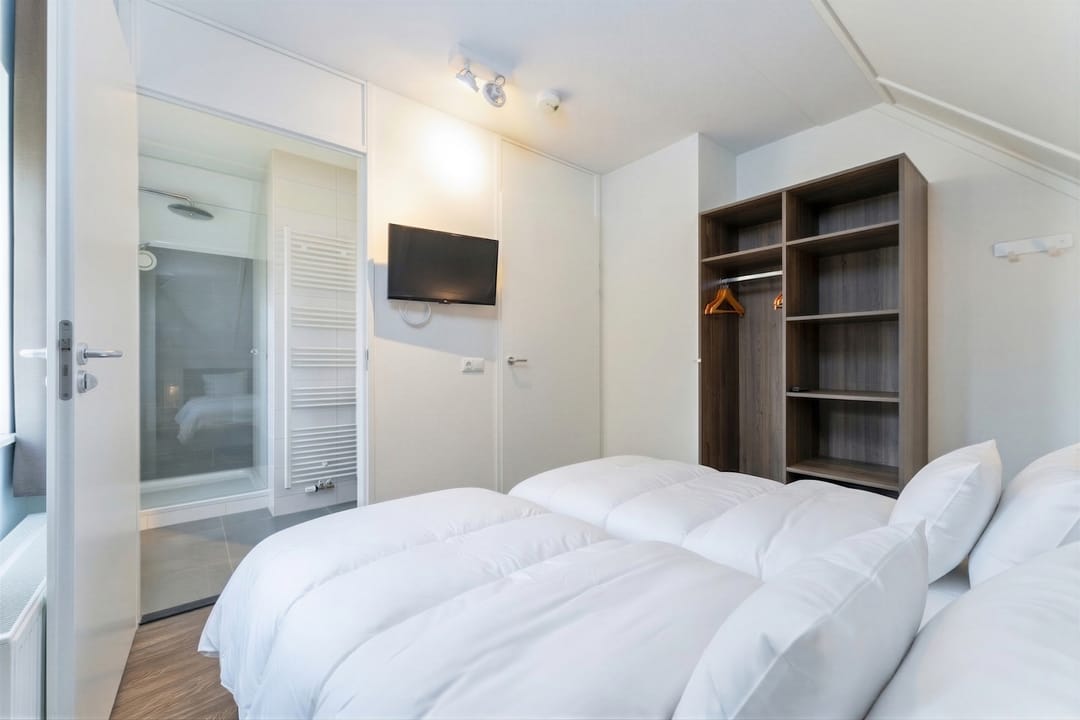 Photo 13 of Zeedijk 24-373