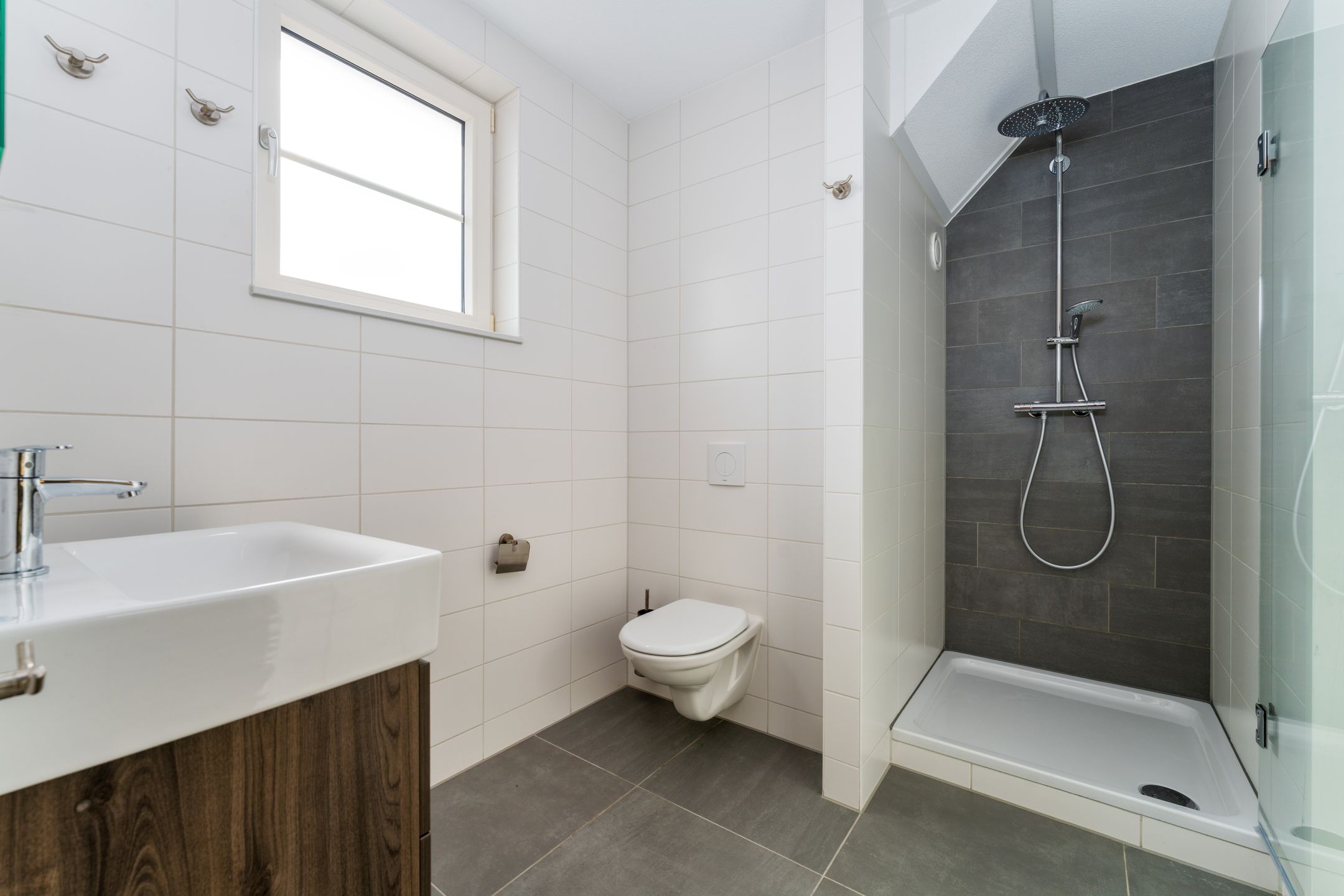 Photo 15 of Zeedijk 24-373