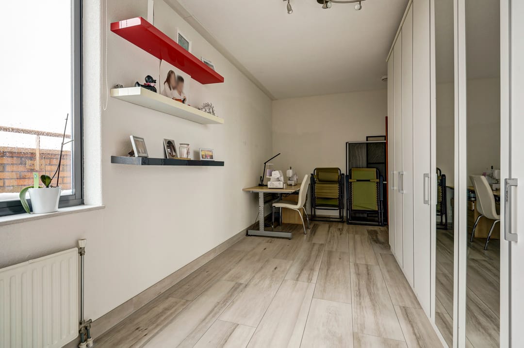 Photo 22 of Beugstraat 45