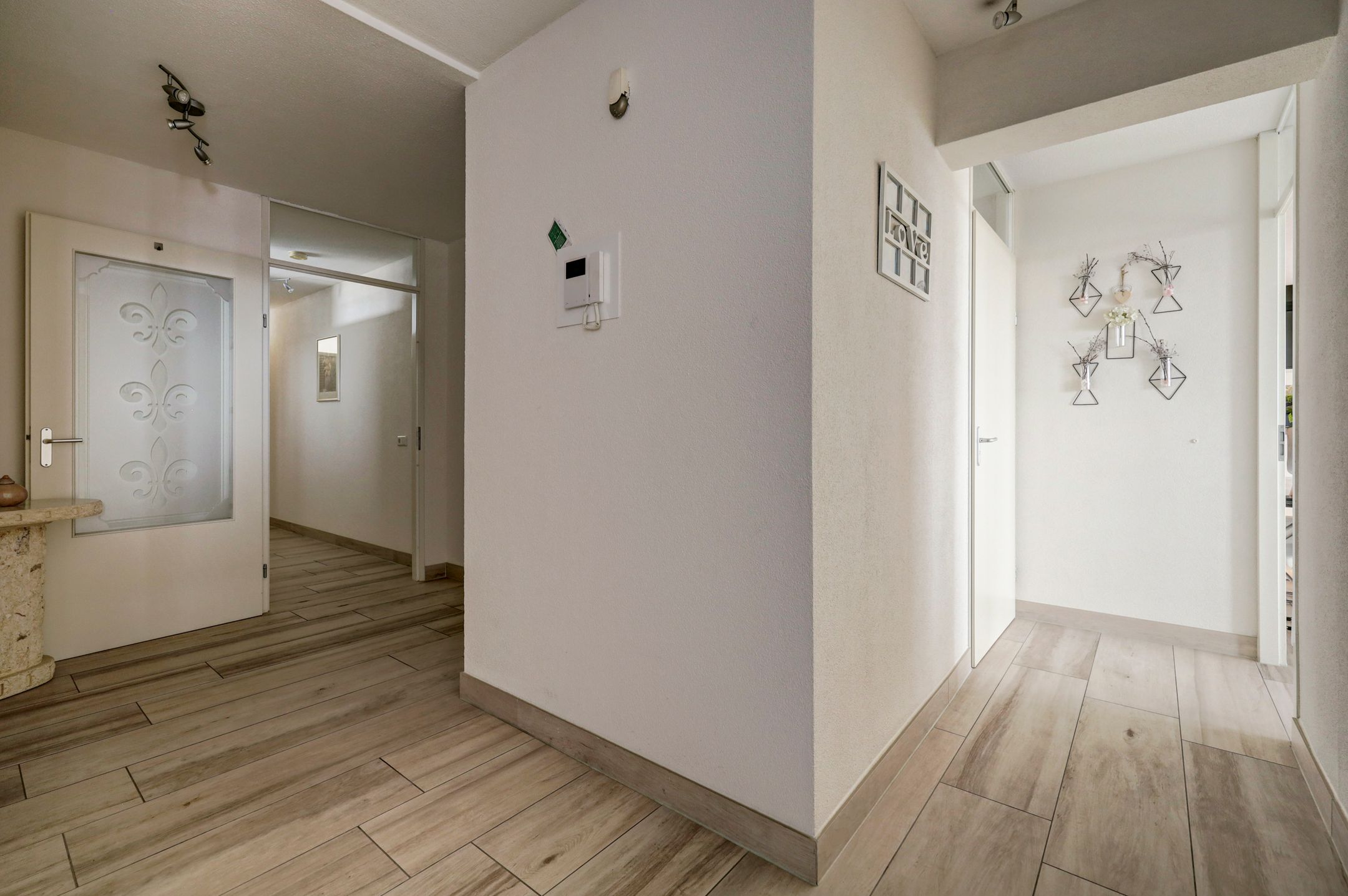 Photo 24 of Beugstraat 45