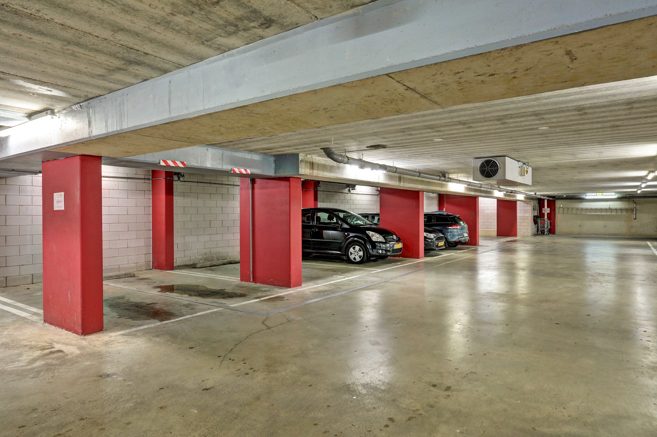 Photo 27 of Beugstraat 45