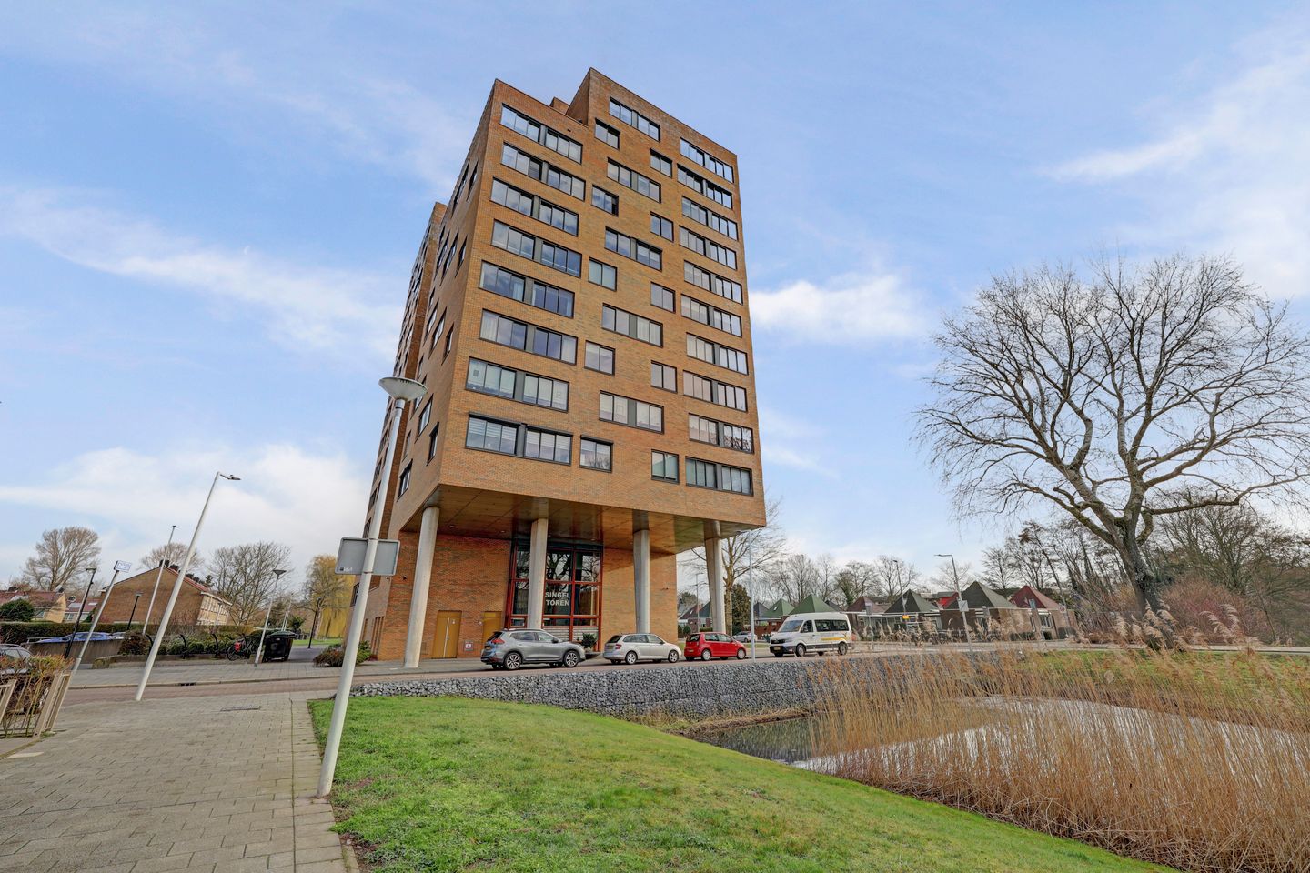 Photo 35 of Beugstraat 45