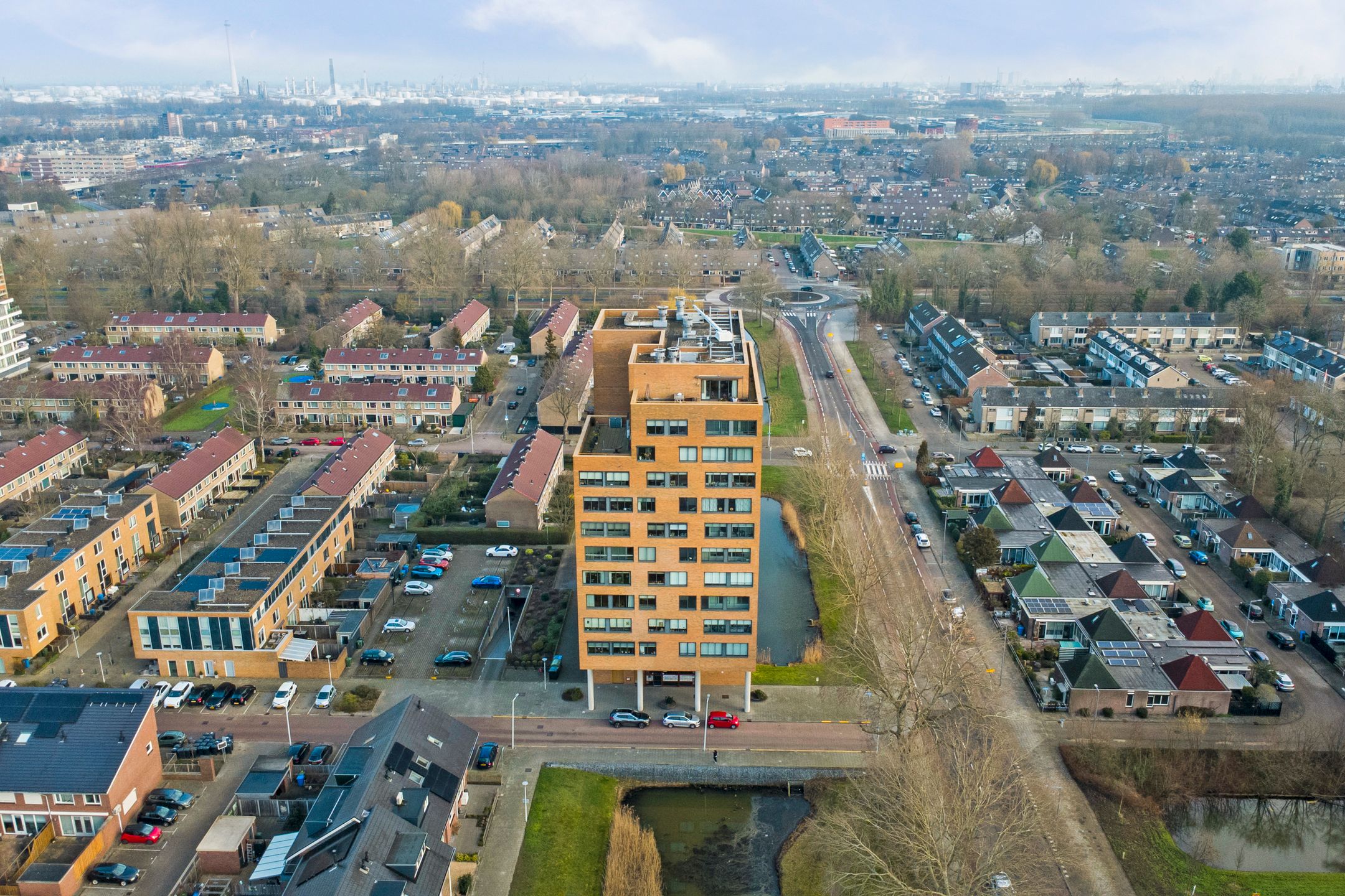 Photo 36 of Beugstraat 45