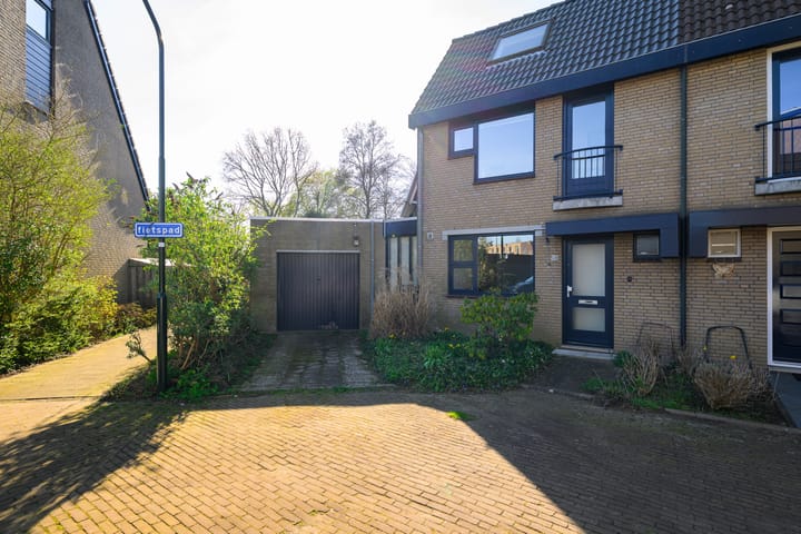 Foto 3 van Hooikamp 108