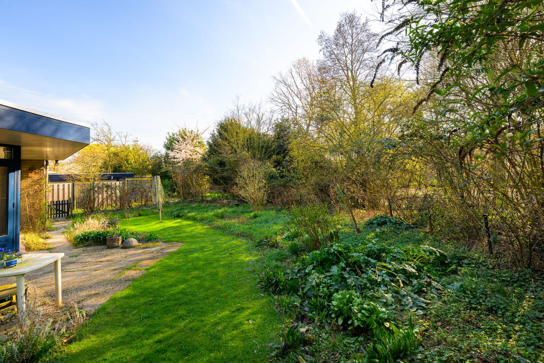 Spacious semi-detached family home with large garden in 't Lien neighborhood — 16