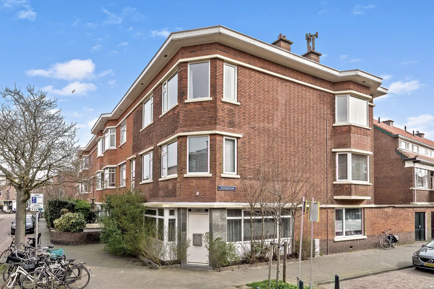 Photo 5 of Amandelstraat 82