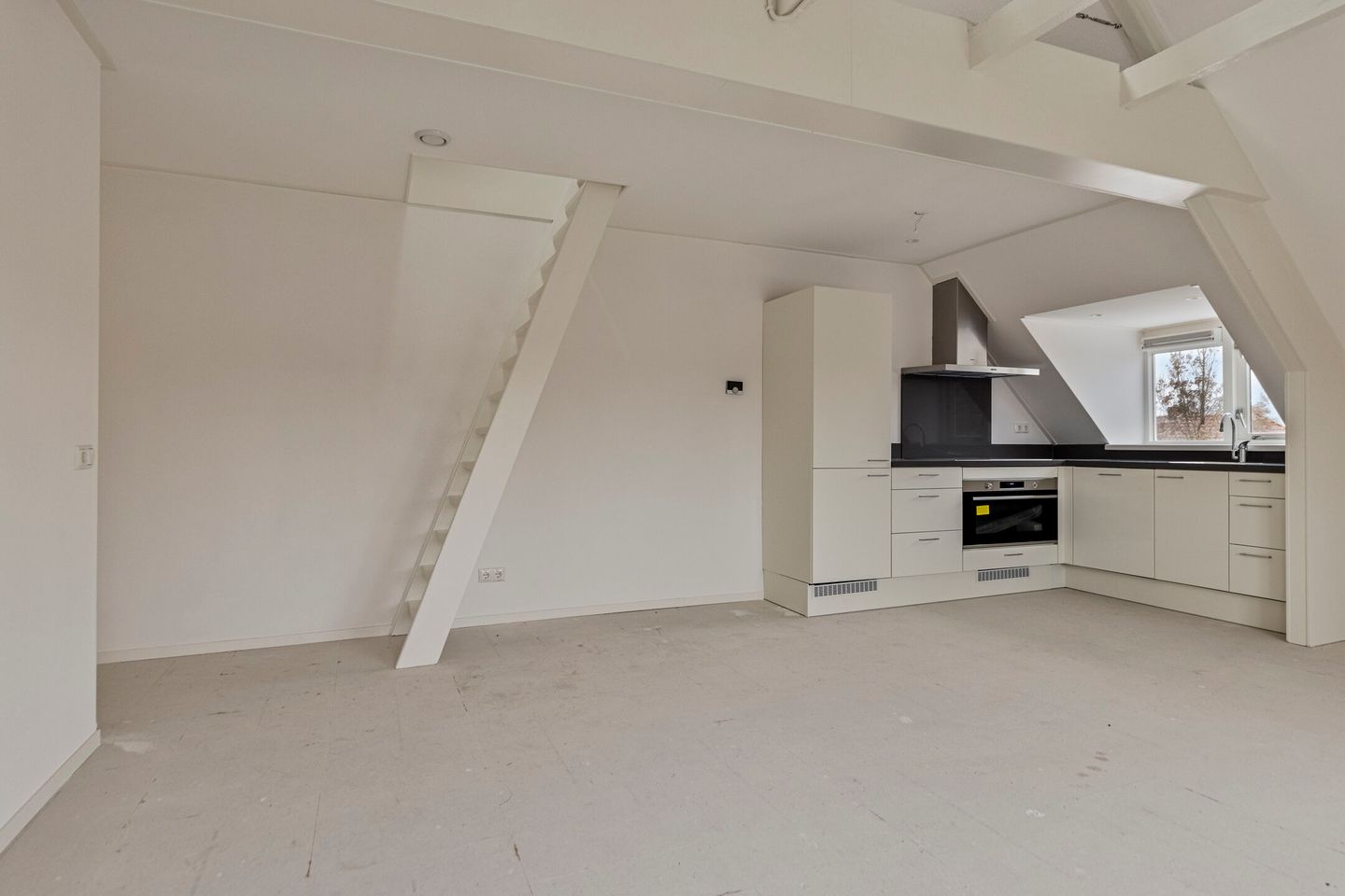 Foto 10 van Jacob Binckesstraat 65