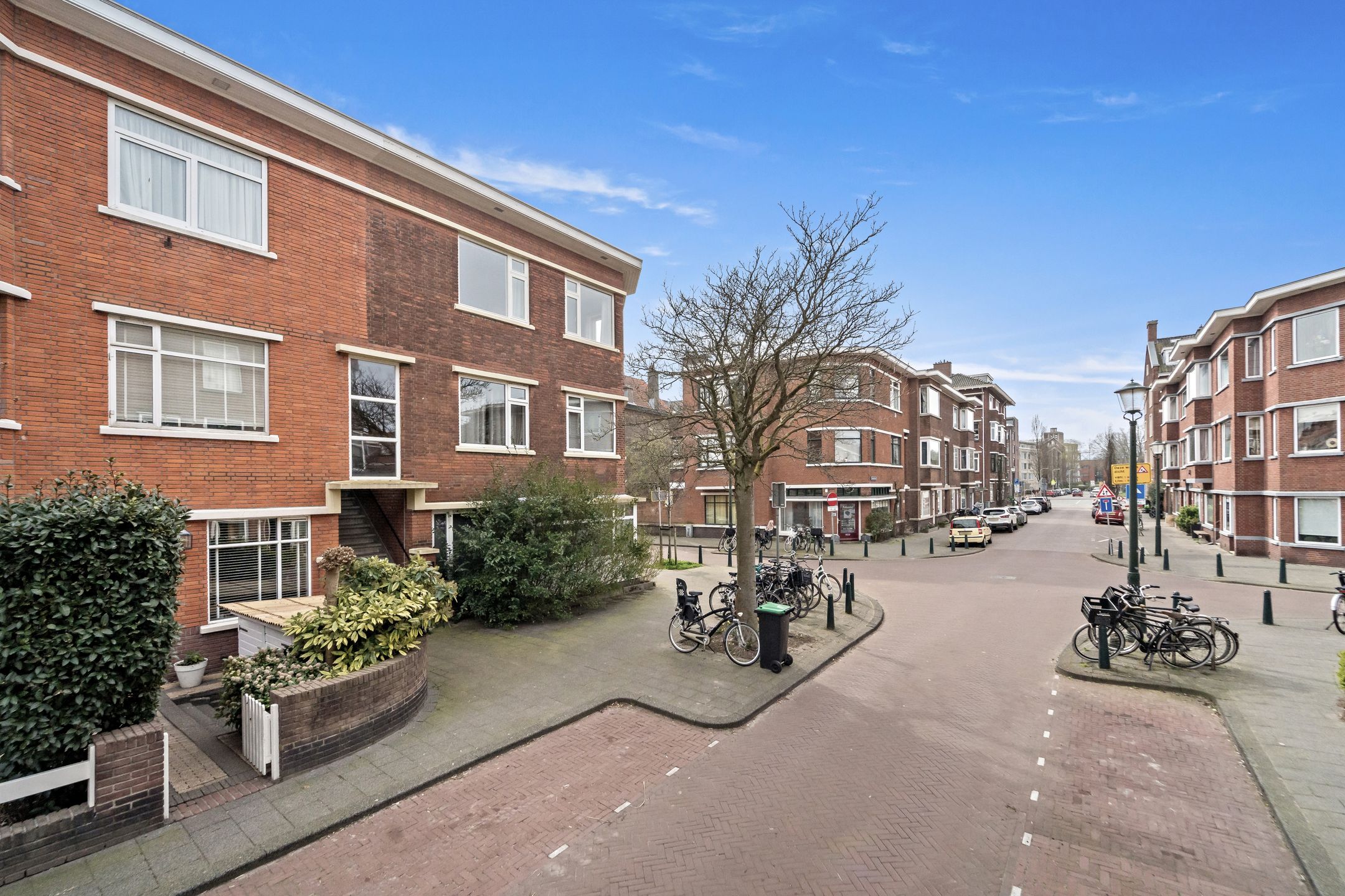 Photo 30 of Amandelstraat 82