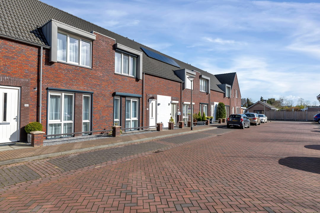 Semi-bungalow met begane grond wonen in het gezellige centrum van Geffen — 45