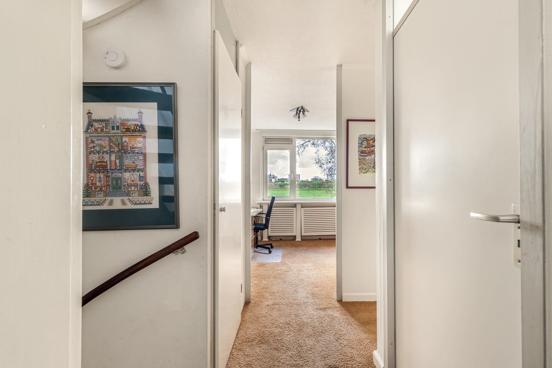 Spacious terraced house with garage and panoramic view of the Geniedijk — 24