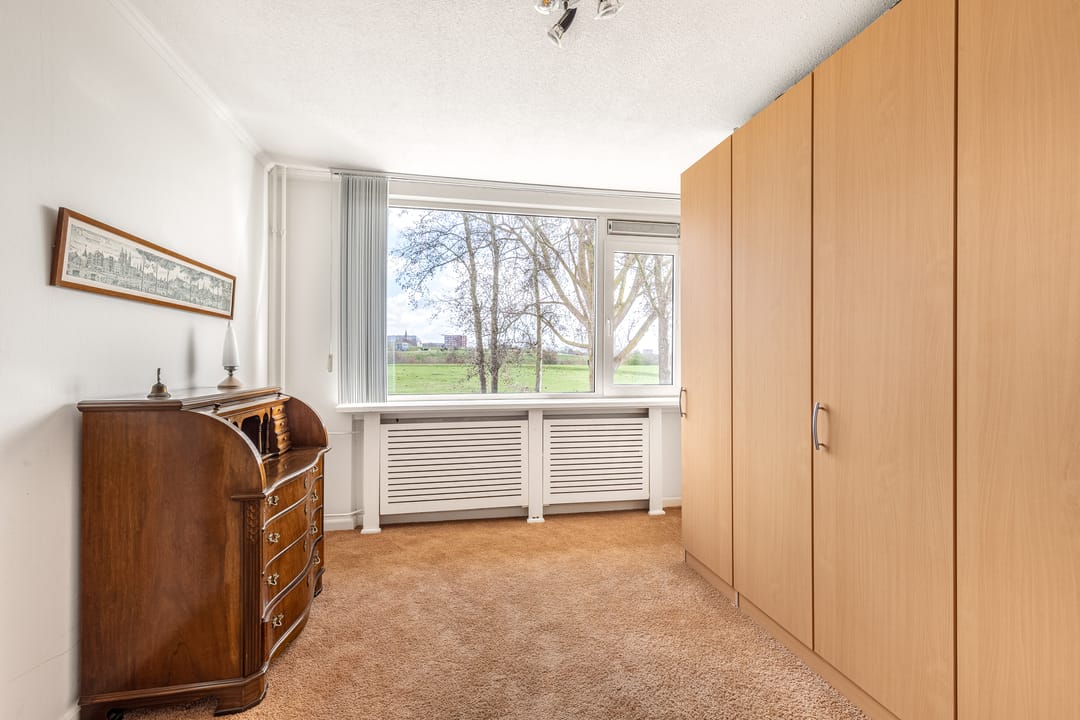 Spacious terraced house with garage and panoramic view of the Geniedijk — 31