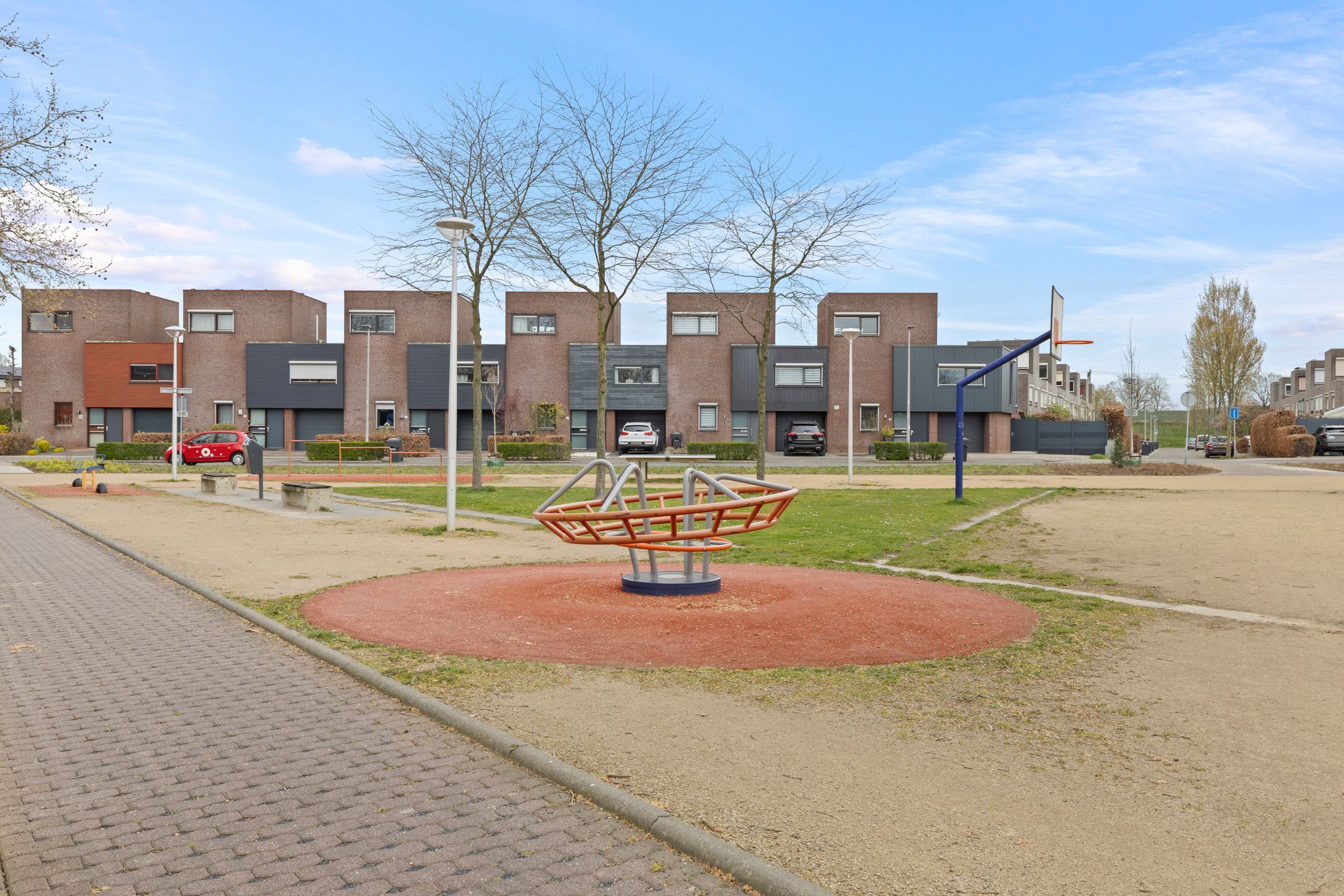 Photo 39 of Liviusstraat 21