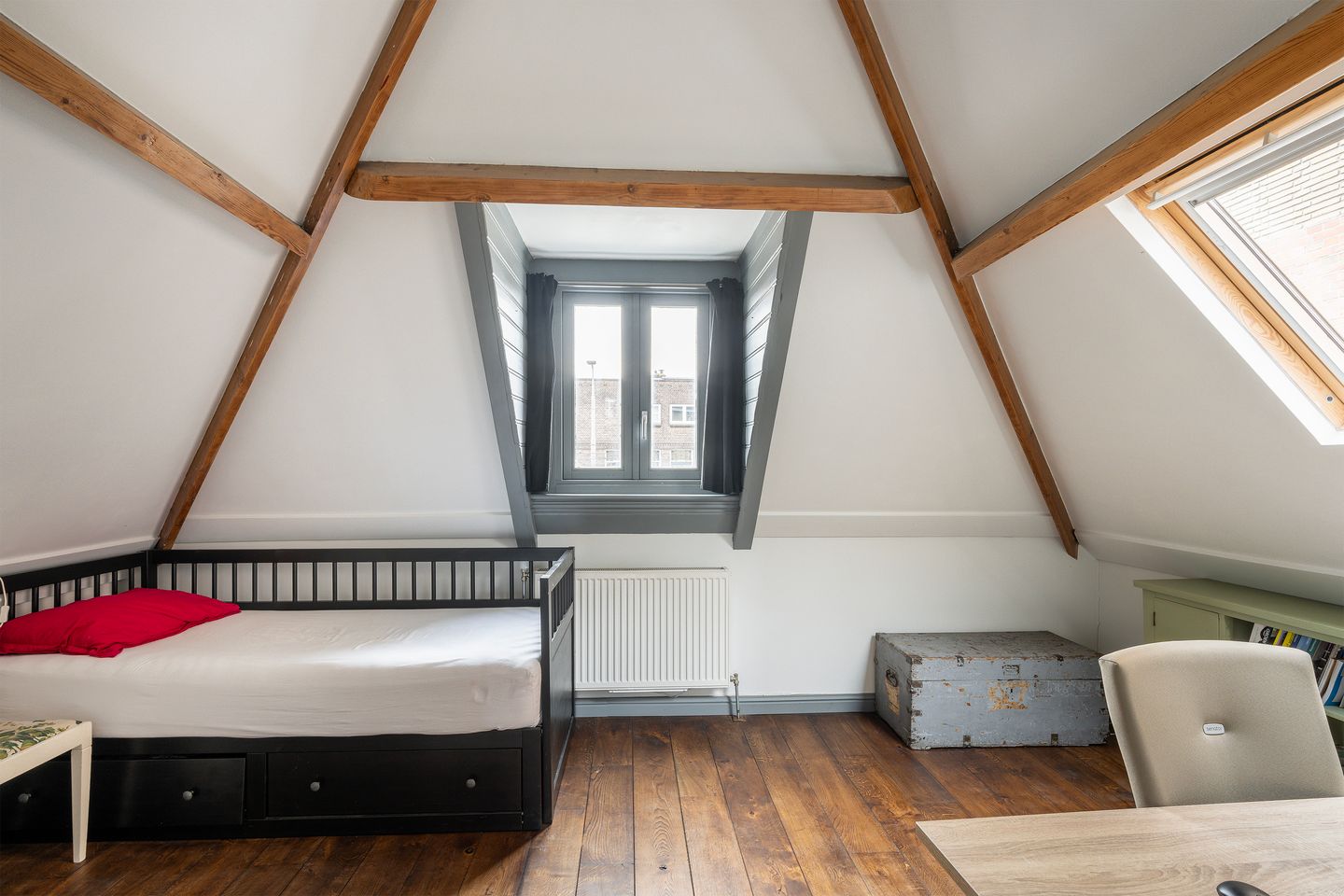 Charming Semi-Detached House with Character and Modern Comfort in Hillegersberg-Zuid — 25