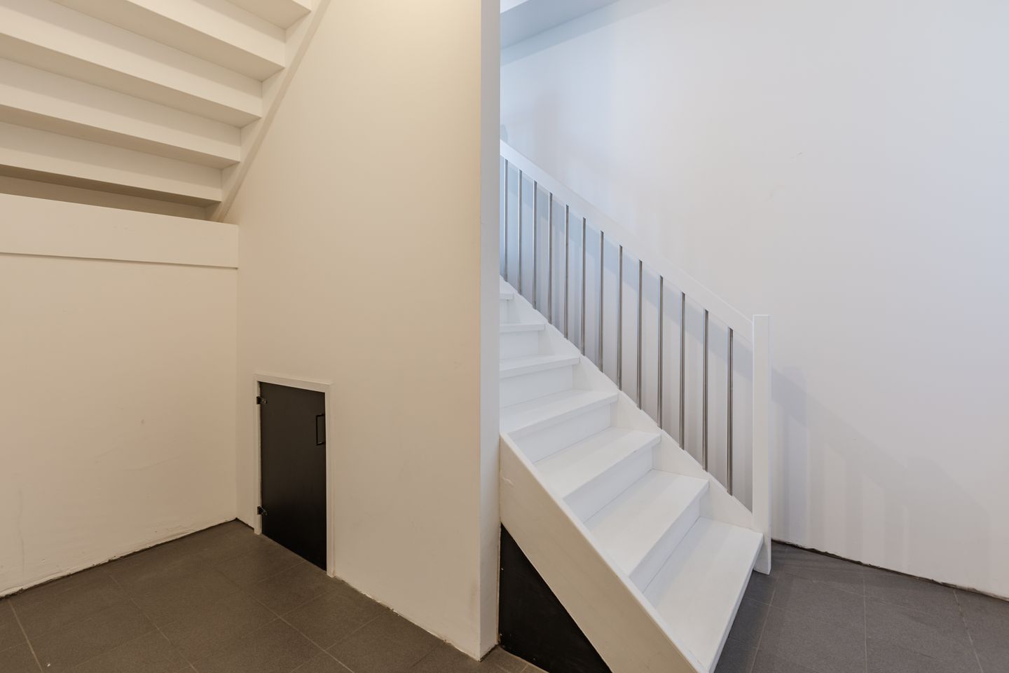 Luxury Split-Level Loft Apartment with South-Facing Garden in De Cascade Complex — 30