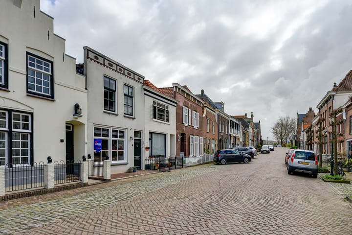 Photo 4 of Voorstraat 24