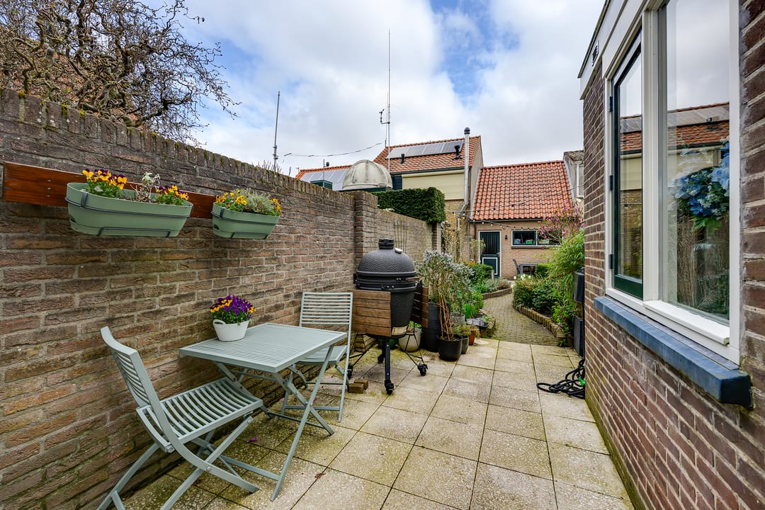 Photo 43 of Voorstraat 24