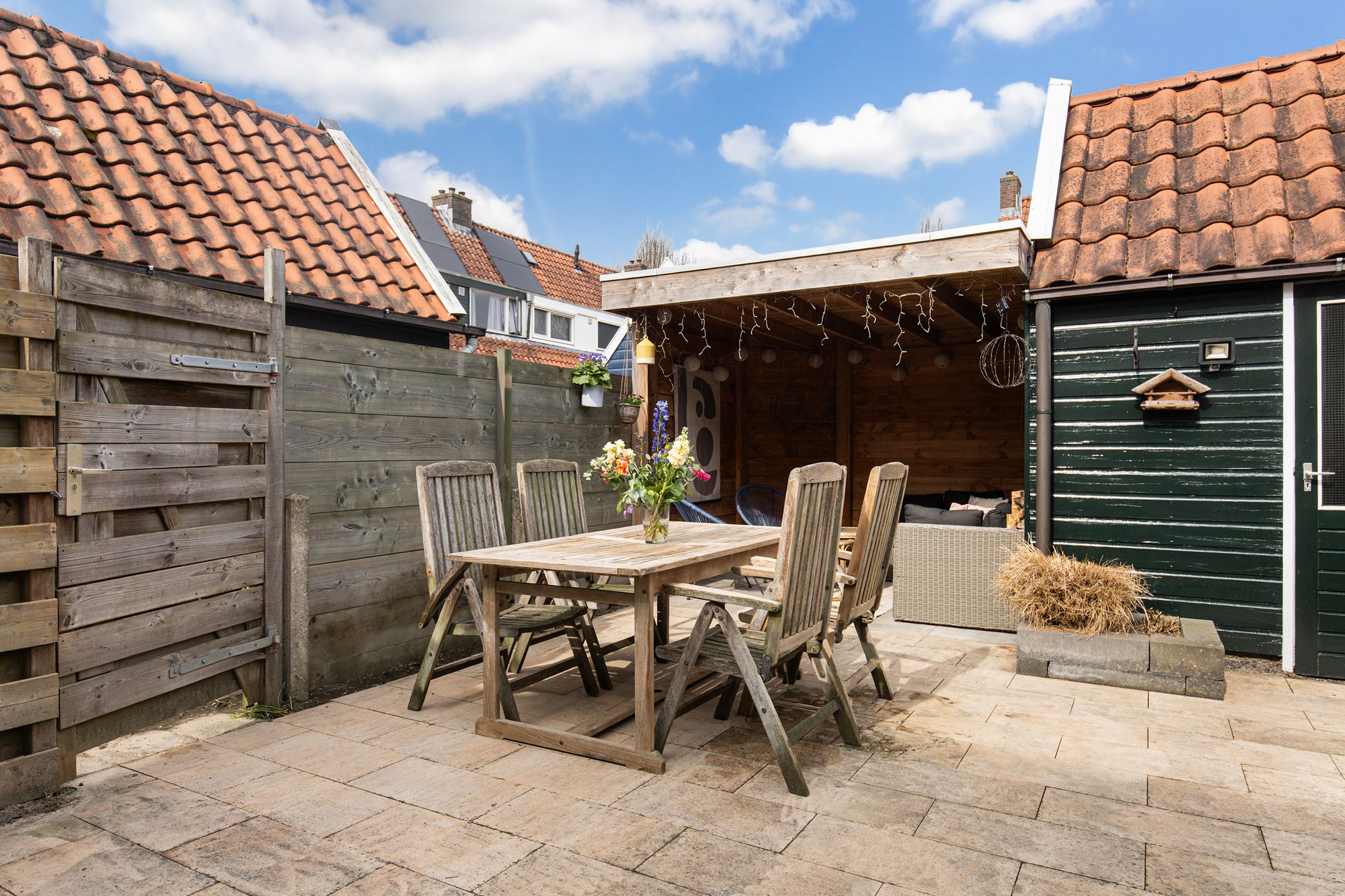 Photo 12 of Hagedoornstraat 1