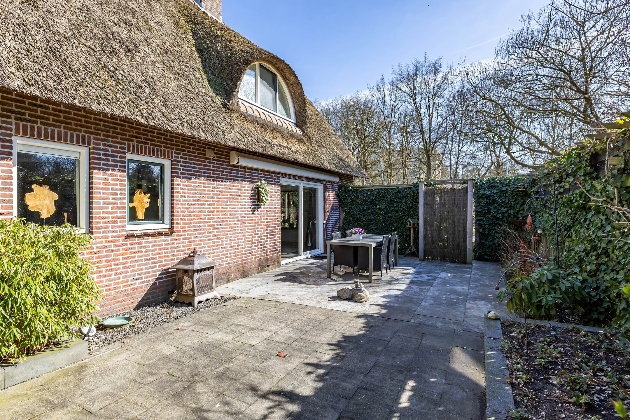 Characteristic Business Residence with Thatched Roof and Commercial Hall in Norg — 42