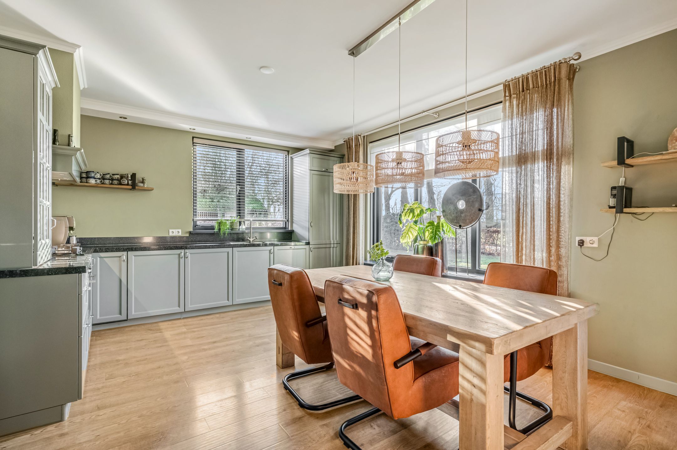 Photo 9 of Harnsesteeg 11