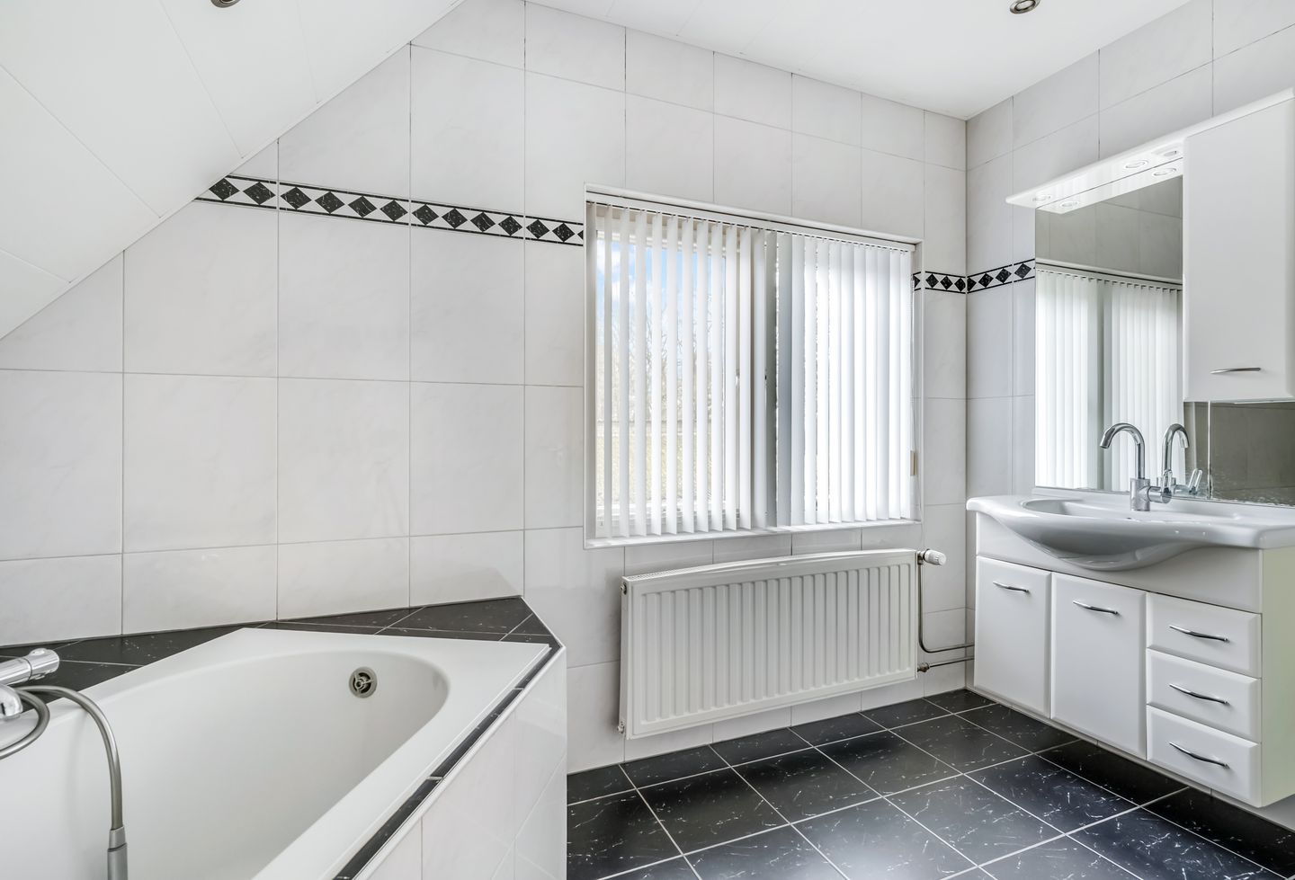 Photo 20 of Harnsesteeg 11